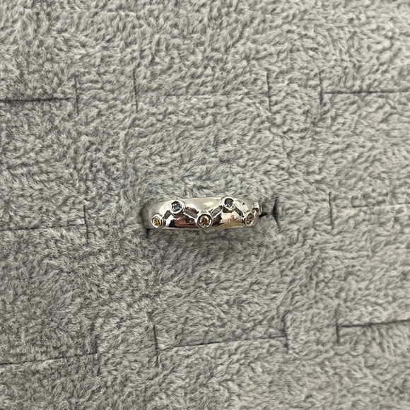 Jewelry - Elegant Silver Ring with Gem Accents